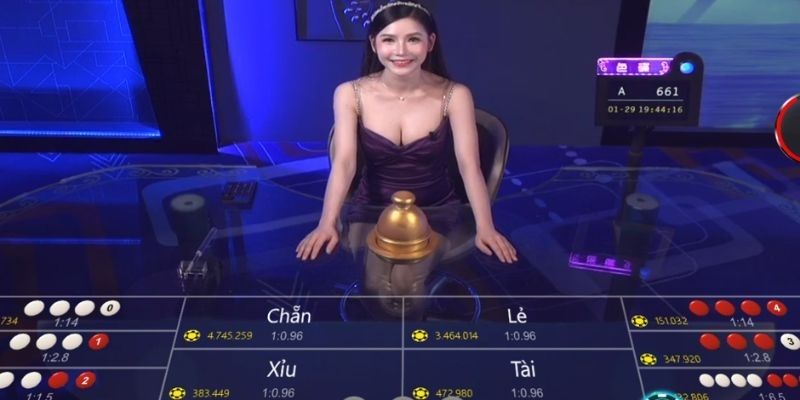 Sảnh bài Casino 78BET hiện đại và sang trọng